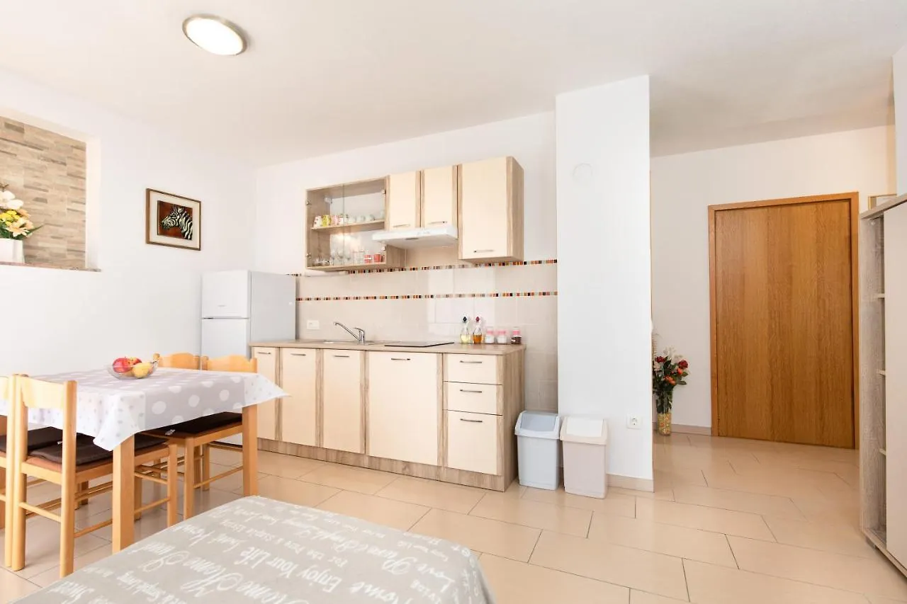 Apartmani Margita Moscenicka Draga 0*,